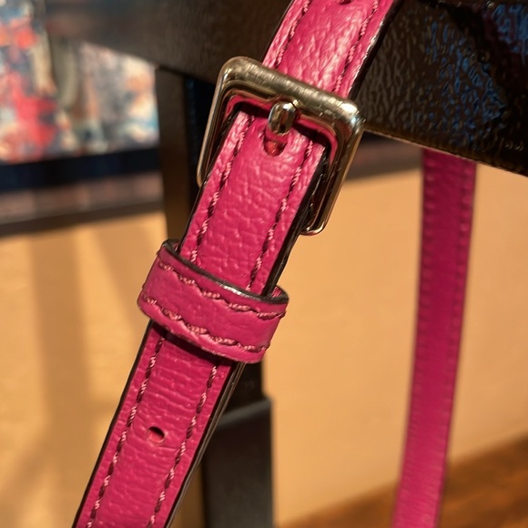 Kate Spade NY Grove Street Millie Fuchsia Pebbled Leather Crossbody Bag Like New - Picture 5 of 8